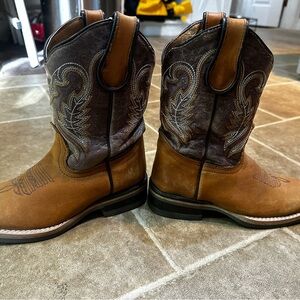 Boys size 13 Western Leather Boots - Brown